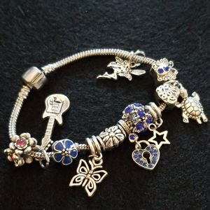 Charm bracelet